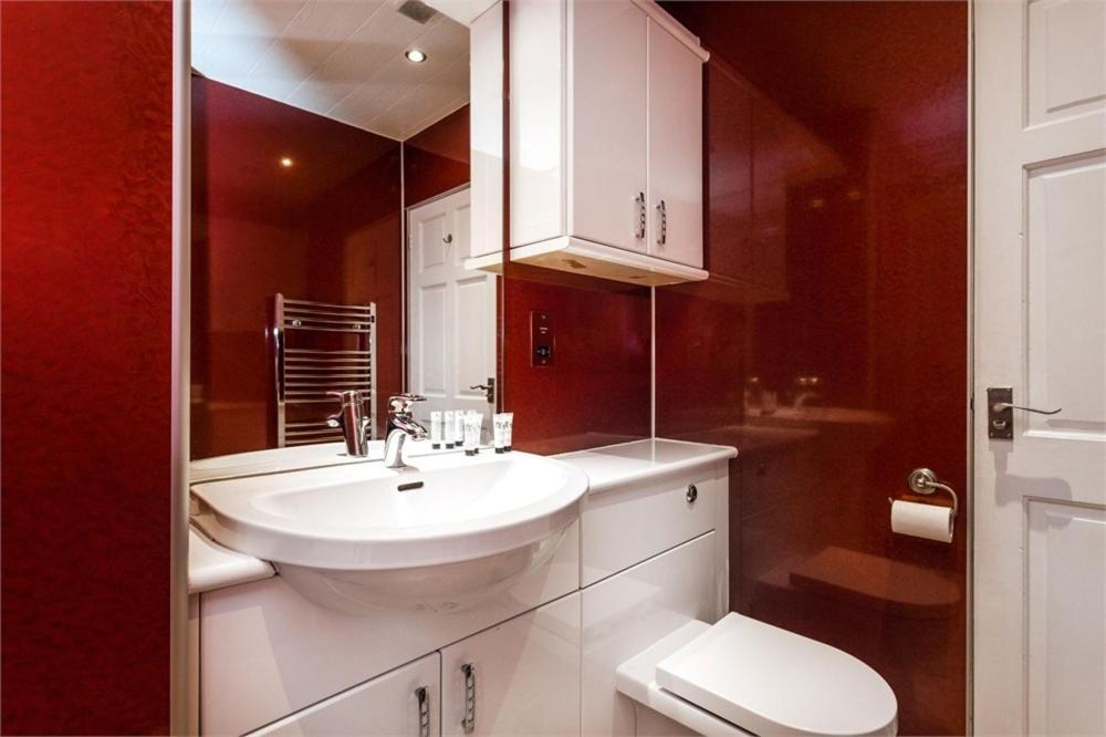 Chapel Street 42B First Floor 1-Bedroom Apartment, Aberdeen City Center Exterior foto